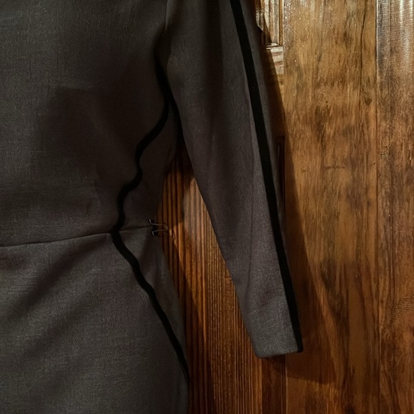 Gray & Black Velvet Detailed Long Sleeve Dress - Picture 7 of 13